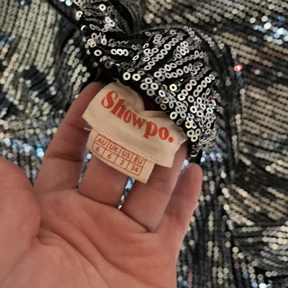 Shimmery romper - Picture 2 of 3
